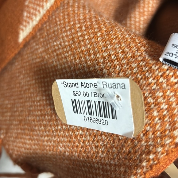 Loose cape cloak shawl Autumn poncho - Picture 7 of 7